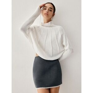 Micas Piping‎ Mock Neck Long Sleeve Knit Top size M